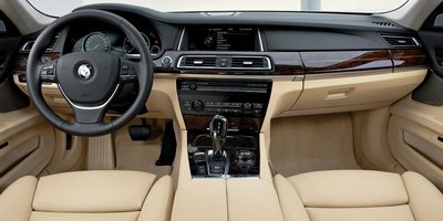 Роскошный салон BMW 7 2015