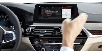 Жестовое управление мультимедиа на BMW 5