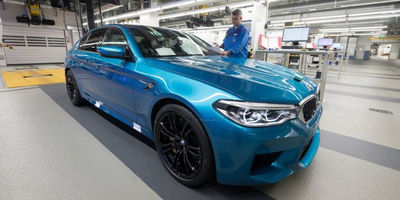 Сверхмощный BMW M5 встал на конвейер