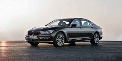 Производство BMW 7 остановят на год