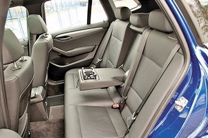 Трансформирующийся салон BMW X1 придется по вкусу любителям активного отдыха