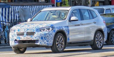 Электрокроссовер BMW iX3