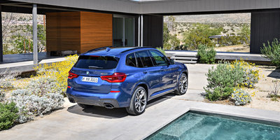 Обновлённый кроссовер BMW X3 2017