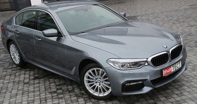 Гибридный BMW 530e iPerformance
