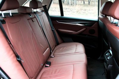 Второй ряд BMW X5