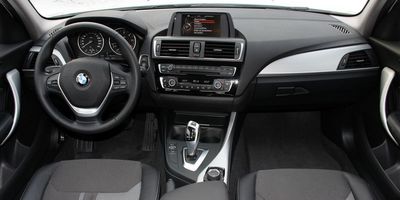 Интерьер BMW 1