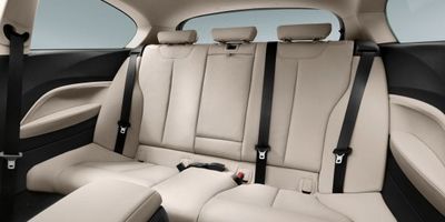 Салон BMW 1 2015 стал уютнее и привлекательнее