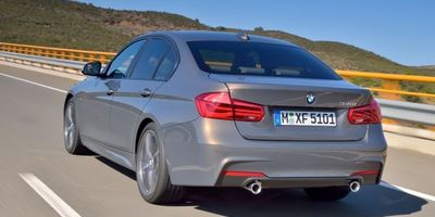 Полностью задние светодиодные фонари нового BMW 3